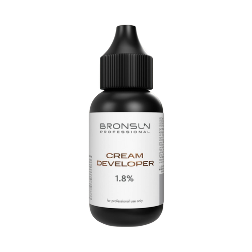 Cream Developer  profesional para tinte de cejas y pestañas, oxidante cremoso premium diseñado para brow artists y lash technicians. Fórmula de textura uniforme ideal para mezclar con tintes profesionales y lograr aplicaciones precisas, resultados homogéneos y servicios de belleza de alta gama.
