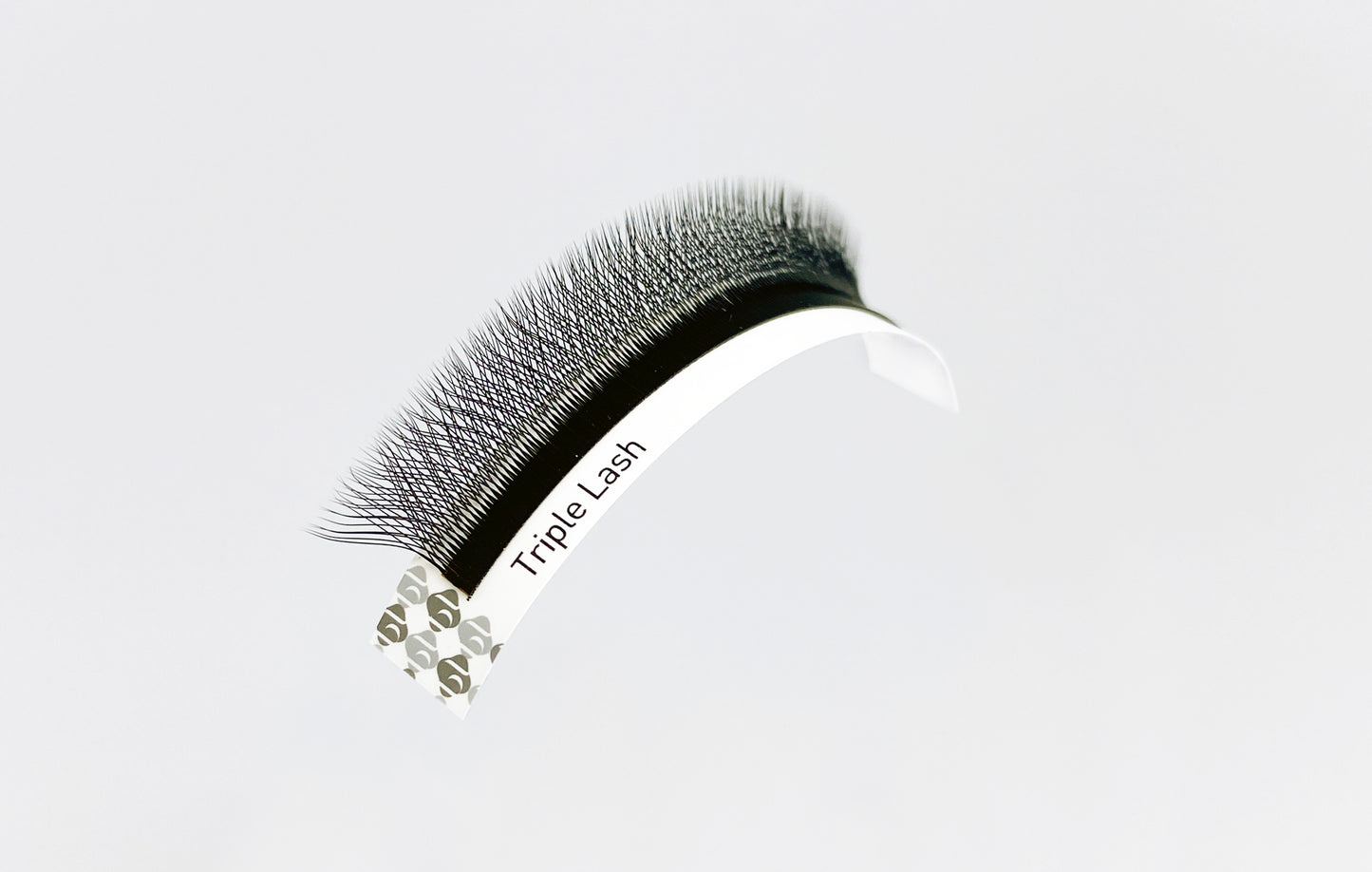 Extensión de Pestaña Triple Lash Curvatura C