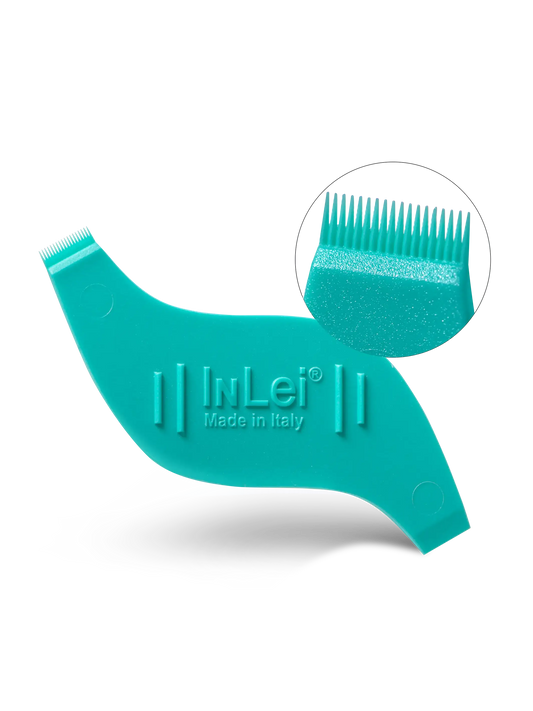 El InLei® Helper 2.0 es el peine profesional diseñado para separar y alinear pestañas con precisión durante tratamientos de laminado y lifting, garantizando resultados perfectos en salones de lujo.
