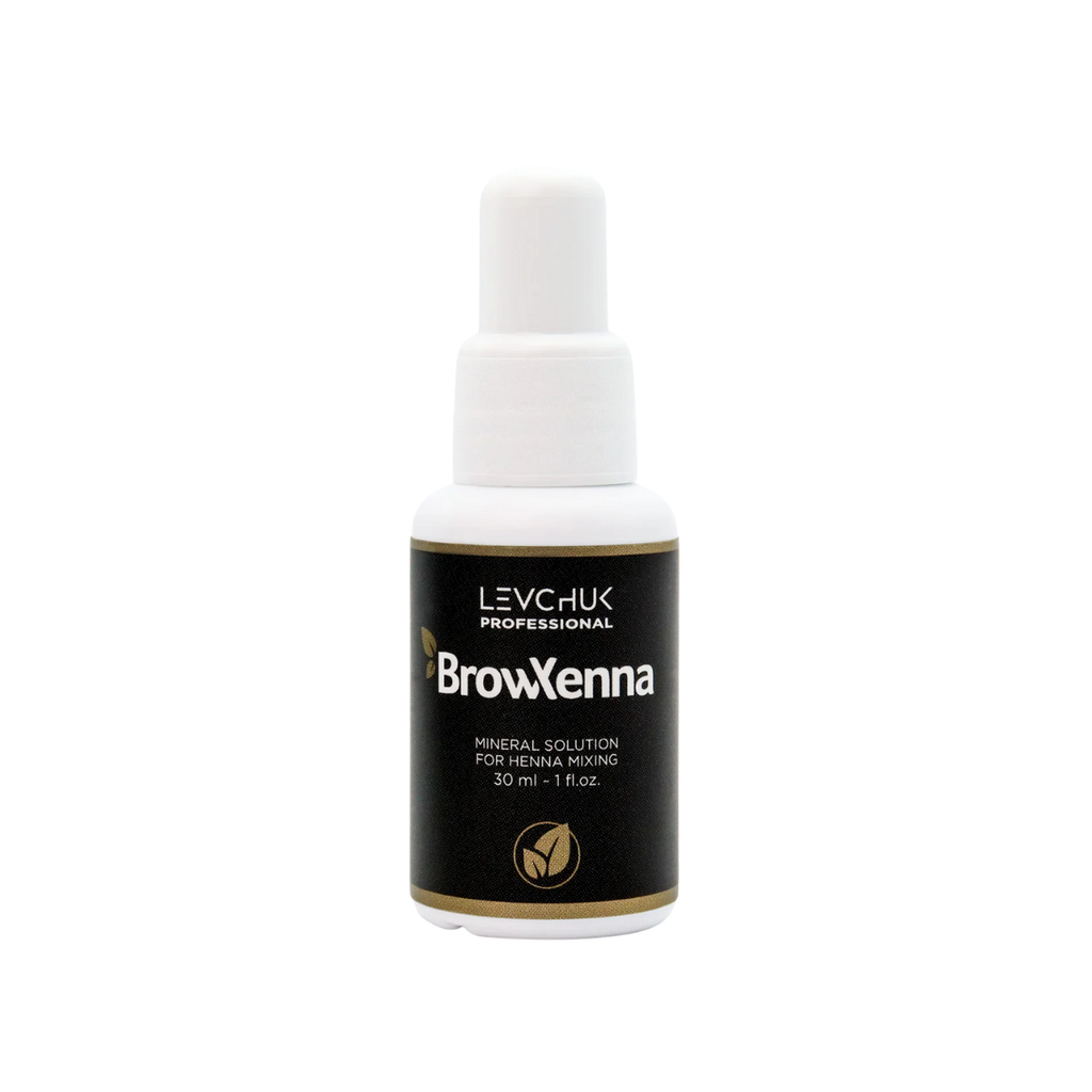 Mineral solution for henna mixing 30 ml, BrowXenna
activador profesional y puro, formulado para mezclar con henna de cejas, que potencia la pigmentación y duración sin impurezas.
