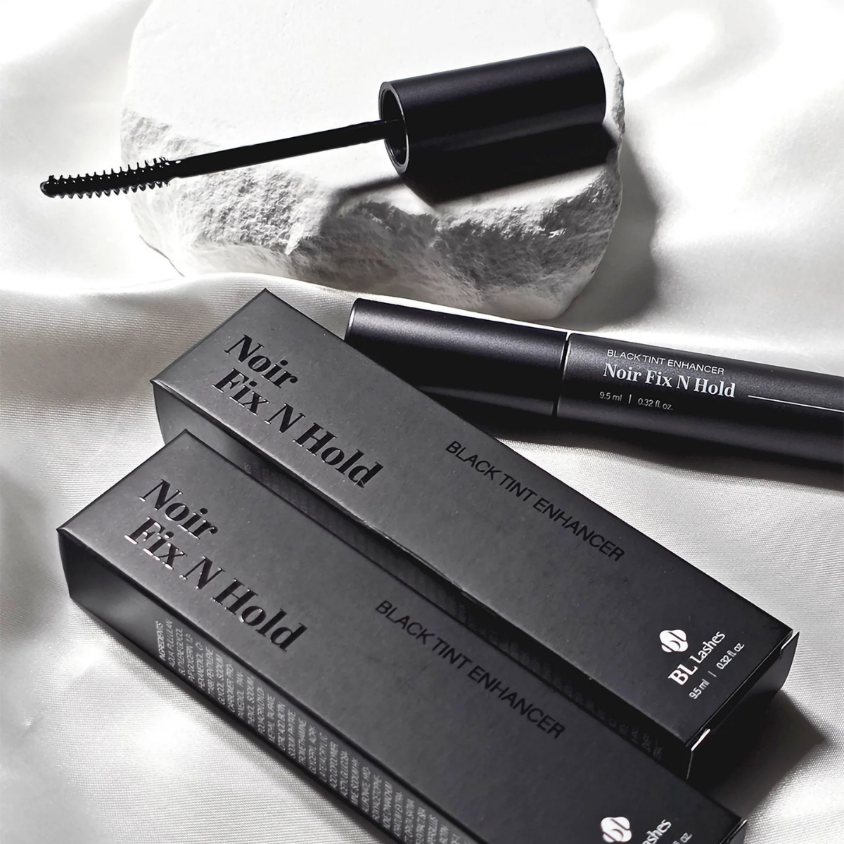Noir Fix N Hold – Fijador Negro para Pestañas | BL Lashes