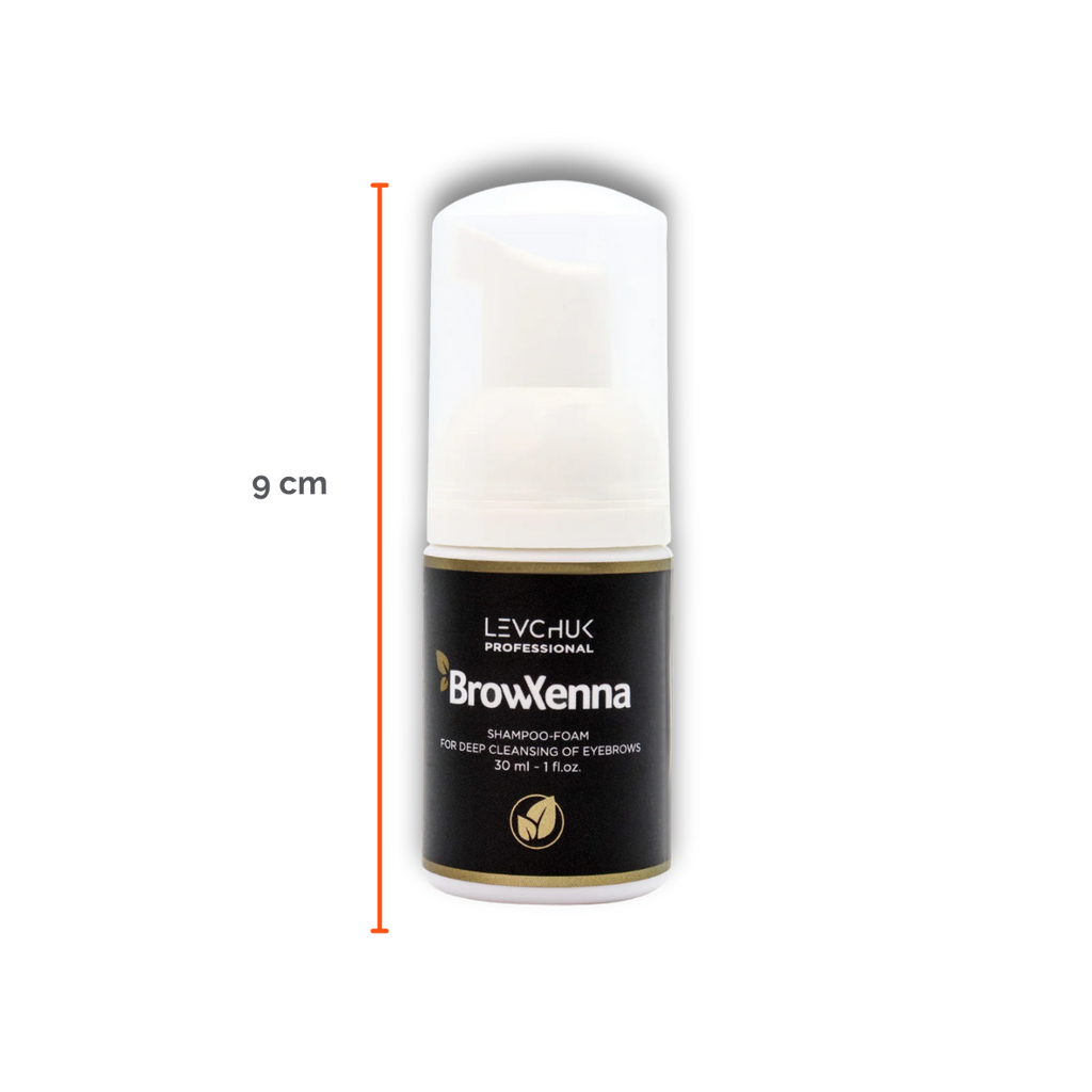 Frasco de 30 ml de BrowXenna Shampoo‑Foam, espuma limpiadora profunda para cejas y pestañas, ideal para pretratamiento antes de tintado y laminación.
