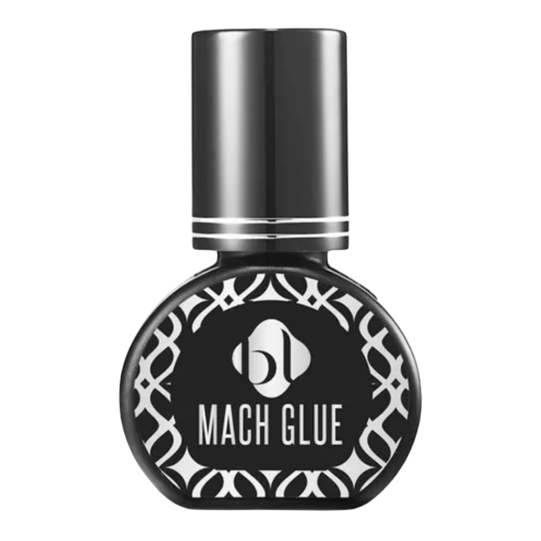 Compra Mach Glue, el adhesivo de secado rápido para extensiones de pestañas. Tiempo de secado de 1.5 segundos y fuerte adhesión para aplicaciones eficientes. Disponible en BL Lashes.